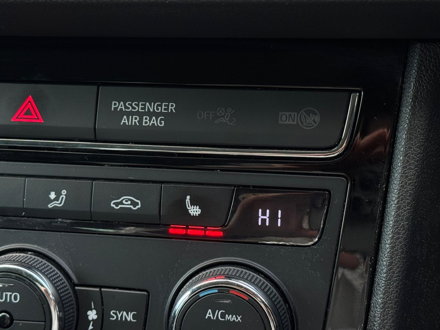 Used SEAT Leon 2019 for sale - 76759788: Photo 54