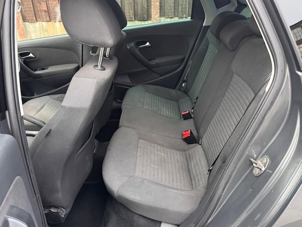 Used Volkswagen Polo 2011 for sale - 76283400: Photo 24