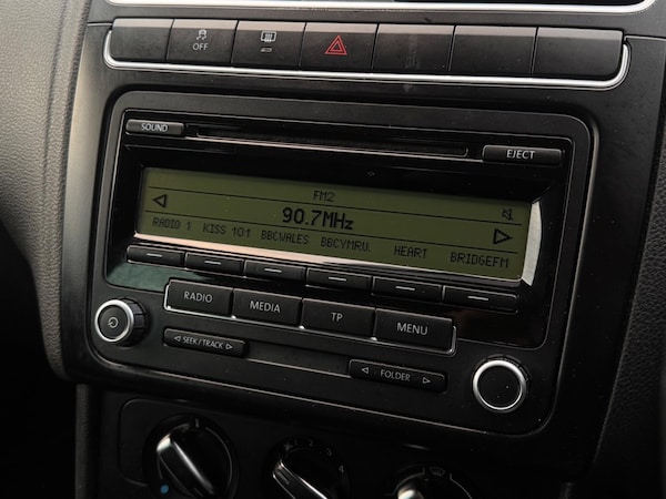 Used Volkswagen Polo 2011 for sale - 76283400: Photo 36