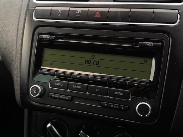 Used Volkswagen Polo 2011 for sale - 76283400: Photo 37