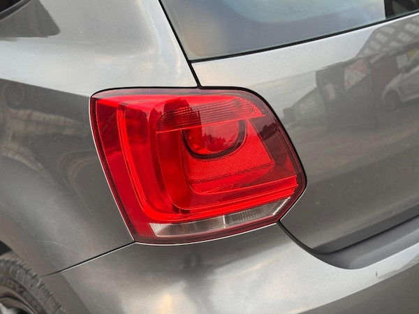 Used Volkswagen Polo 2011 for sale - 76283400: Photo 44