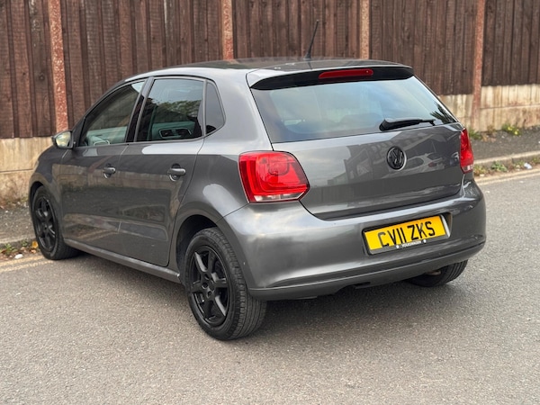 Used Volkswagen Polo 2011 for sale - 76283400: Photo 5
