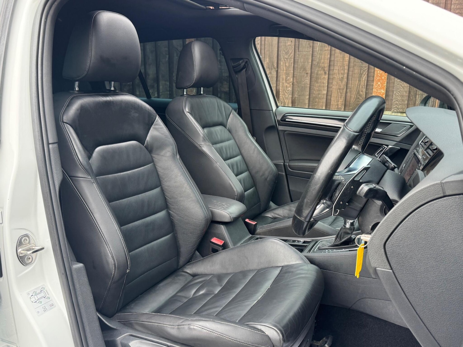 Used Volkswagen Golf 2014 for sale - 77524044: Photo 14