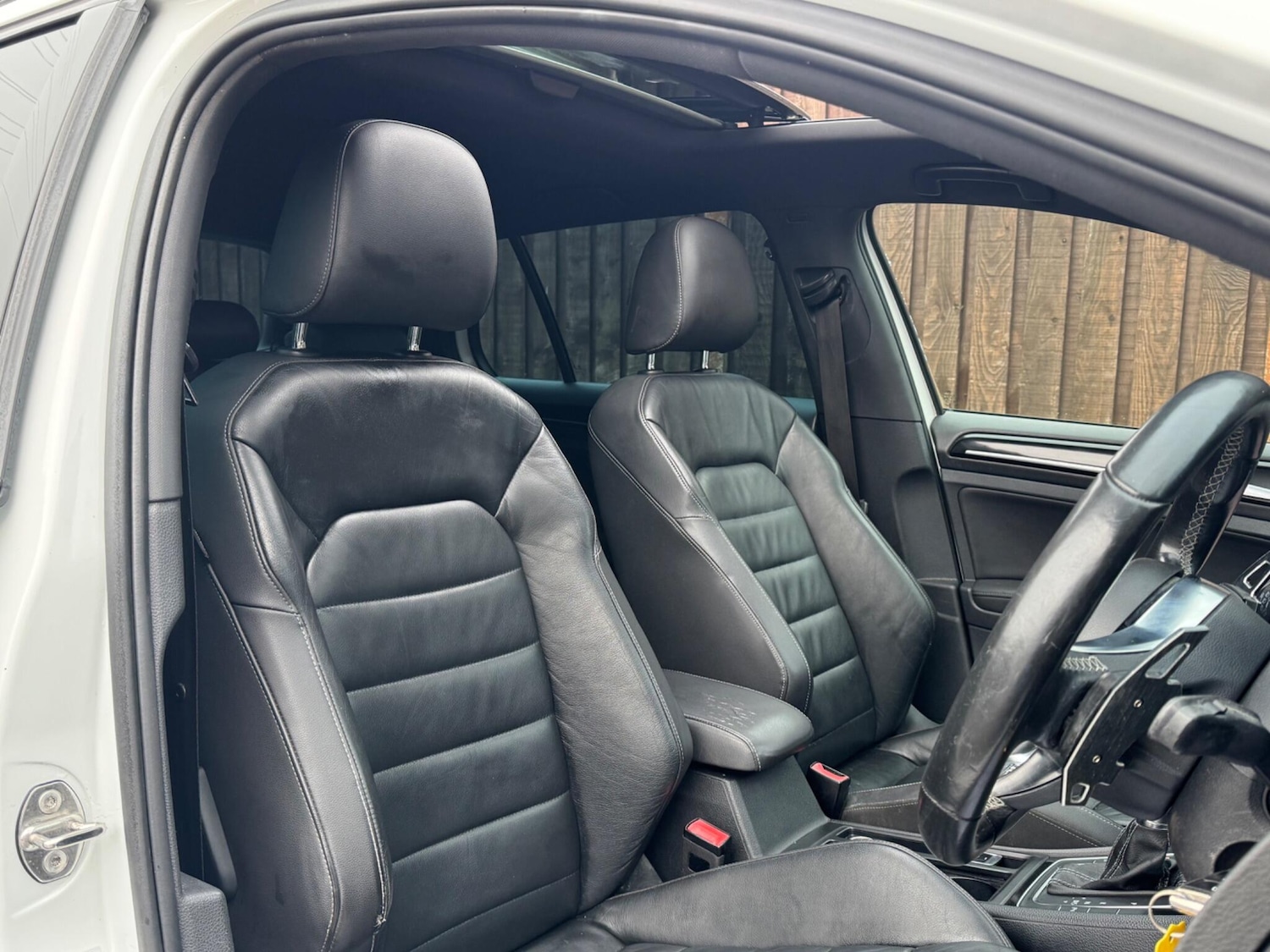 Used Volkswagen Golf 2014 for sale - 77524044: Photo 15