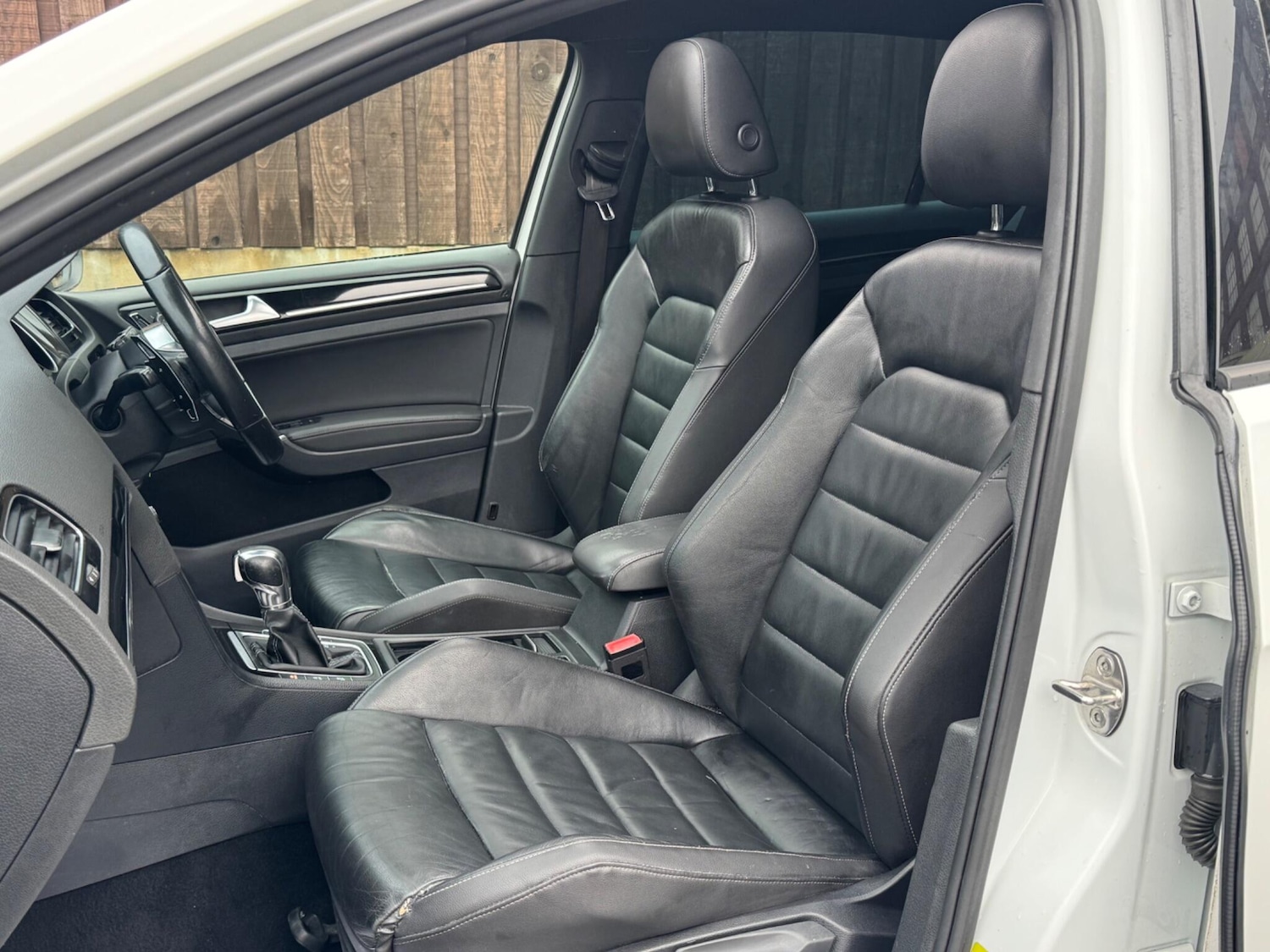 Used Volkswagen Golf 2014 for sale - 77524044: Photo 27