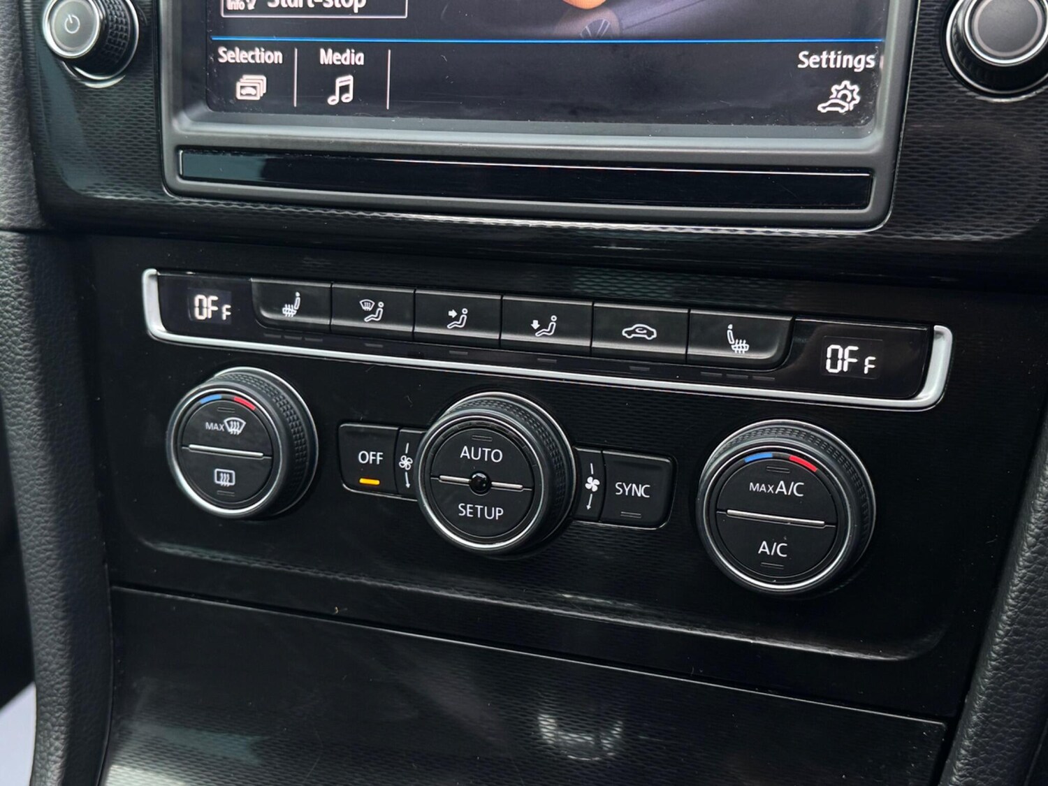 Used Volkswagen Golf 2014 for sale - 77524044: Photo 56