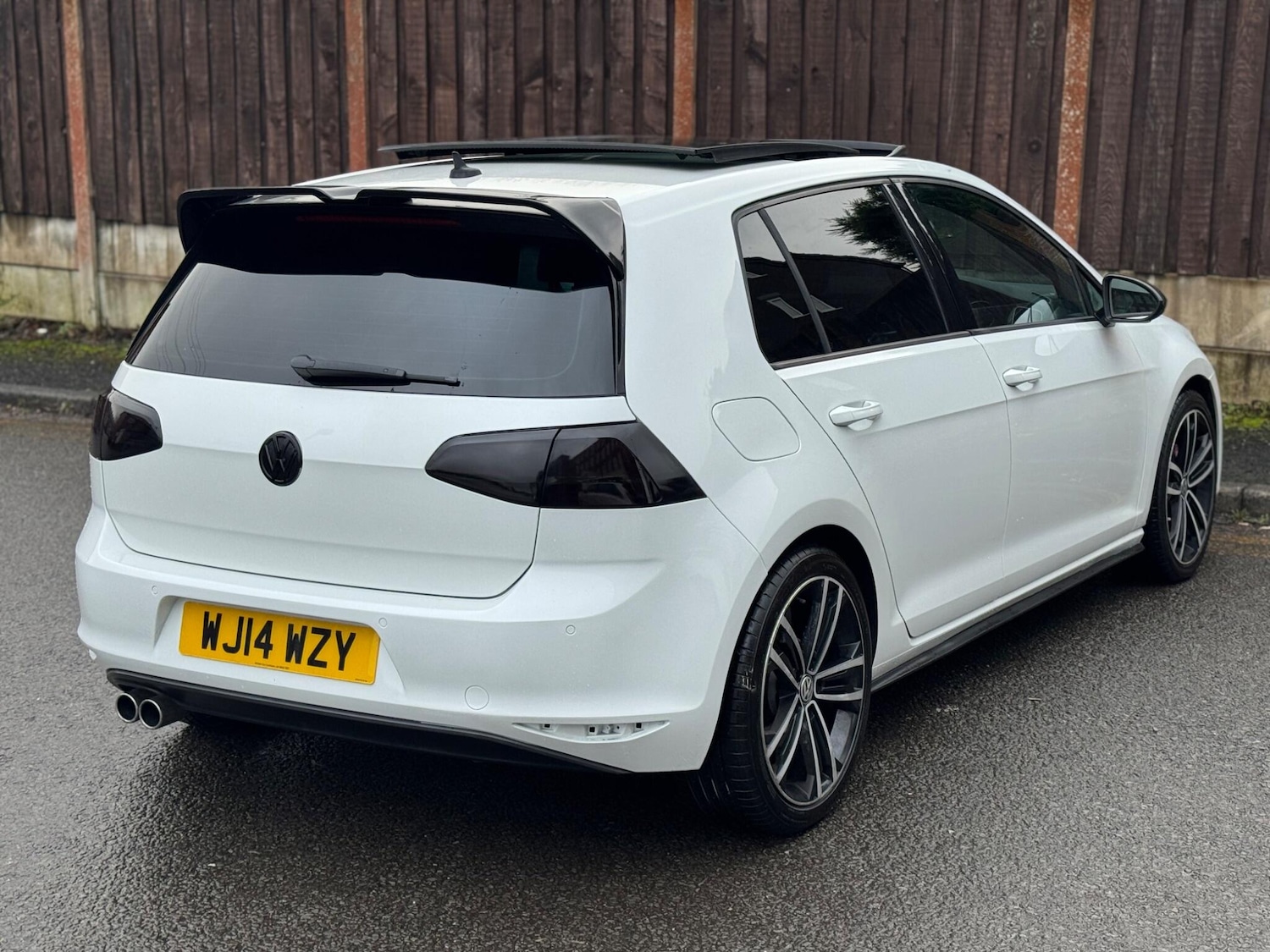 Used Volkswagen Golf 2014 for sale - 77524044: Photo 6