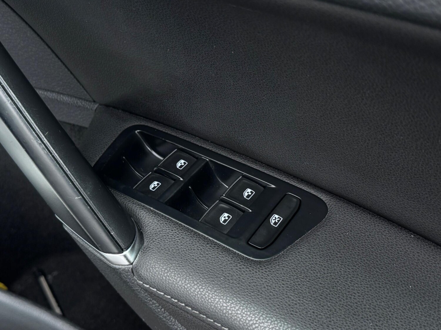 Used Volkswagen Golf 2014 for sale - 77524044: Photo 62