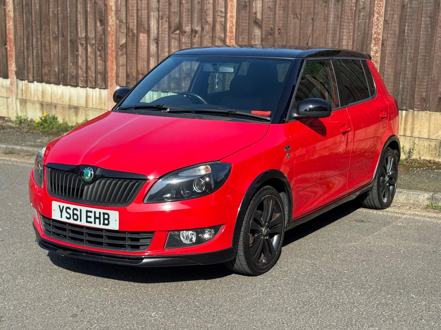 Used Skoda Fabia 2012 for sale - 77978061: Photo 2