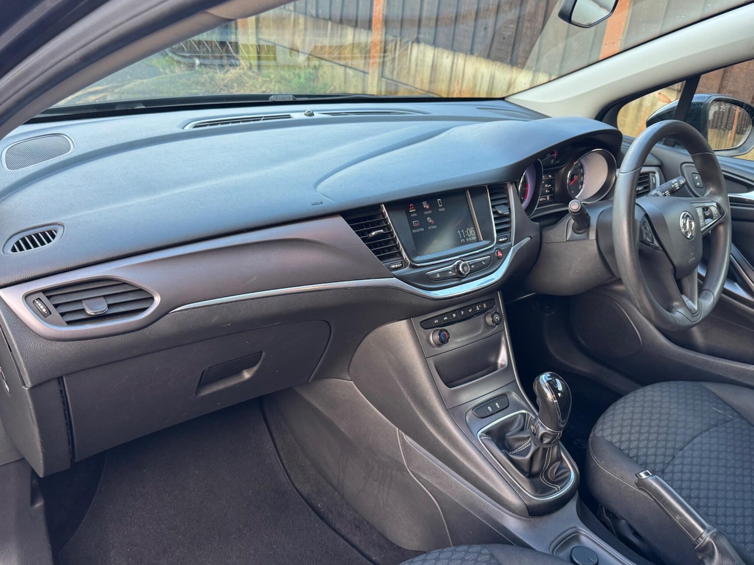 Used Vauxhall Astra 2016 for sale - 76965023: Photo 30