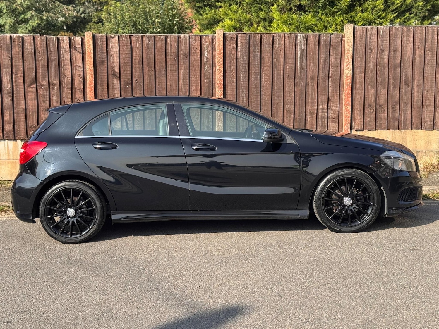 Used Mercedes-Benz A-Class 2013 for sale - 76099380: Photo 8