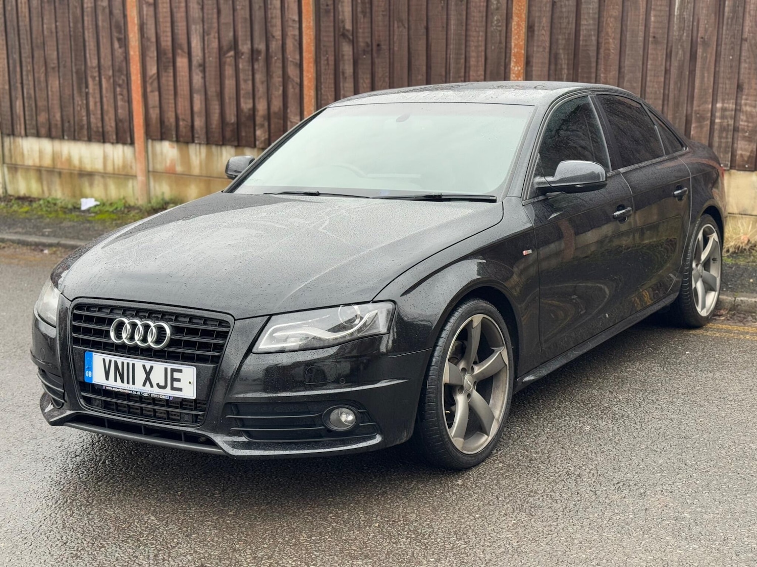 Used Audi A4 2011 for sale - 77155414: Photo 2