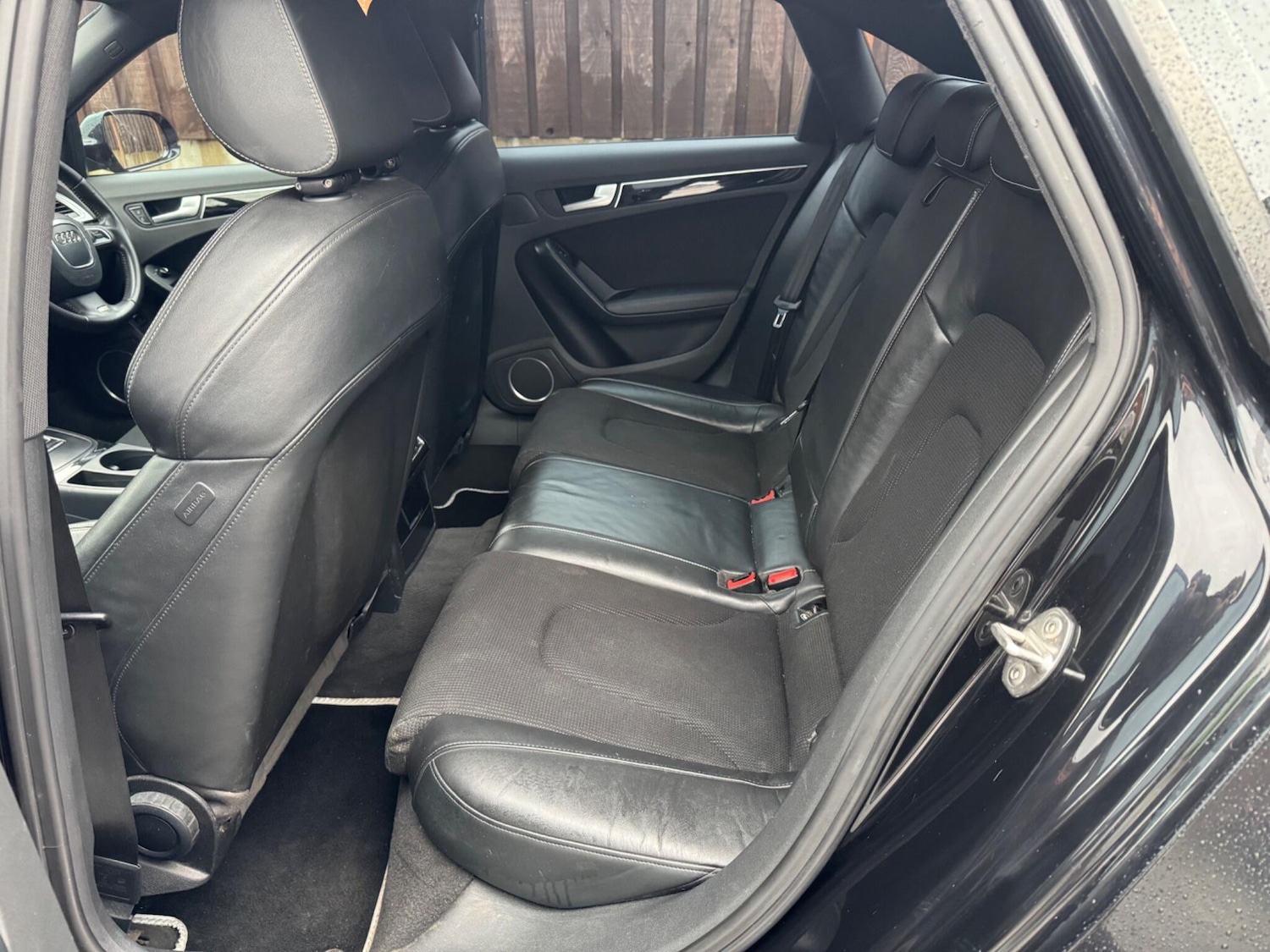 Used Audi A4 2011 for sale - 77155414: Photo 24