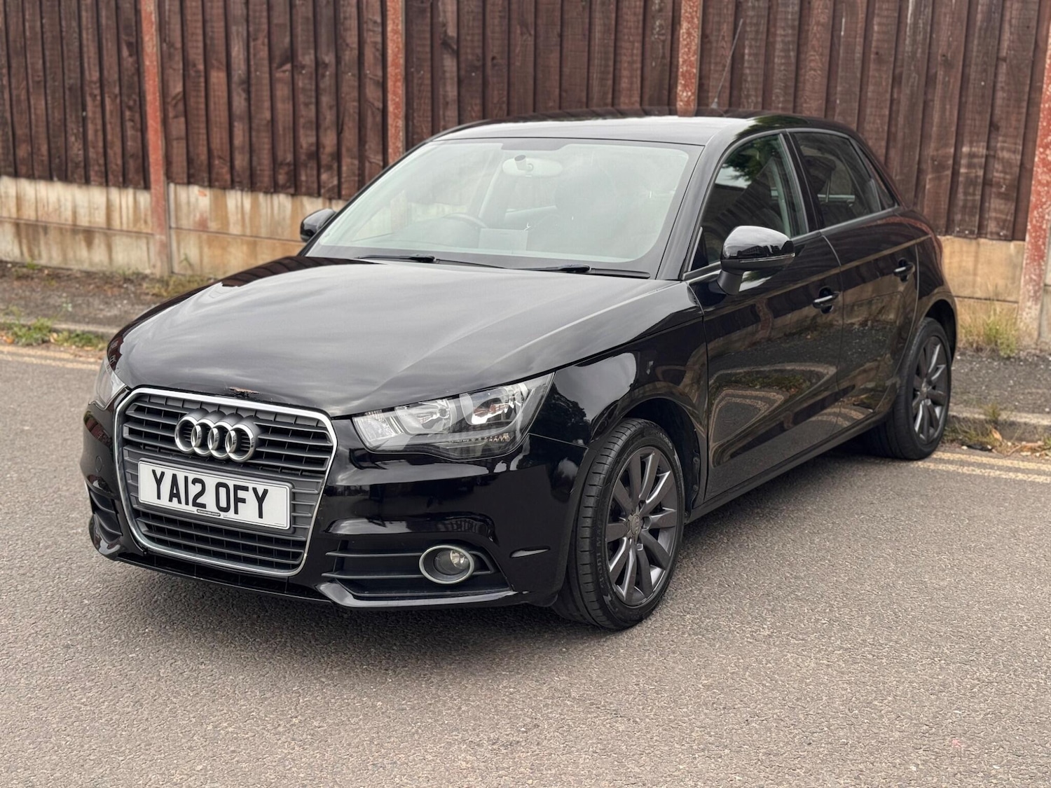 Used Audi A1 2012 for sale - 75623597: Photo 2
