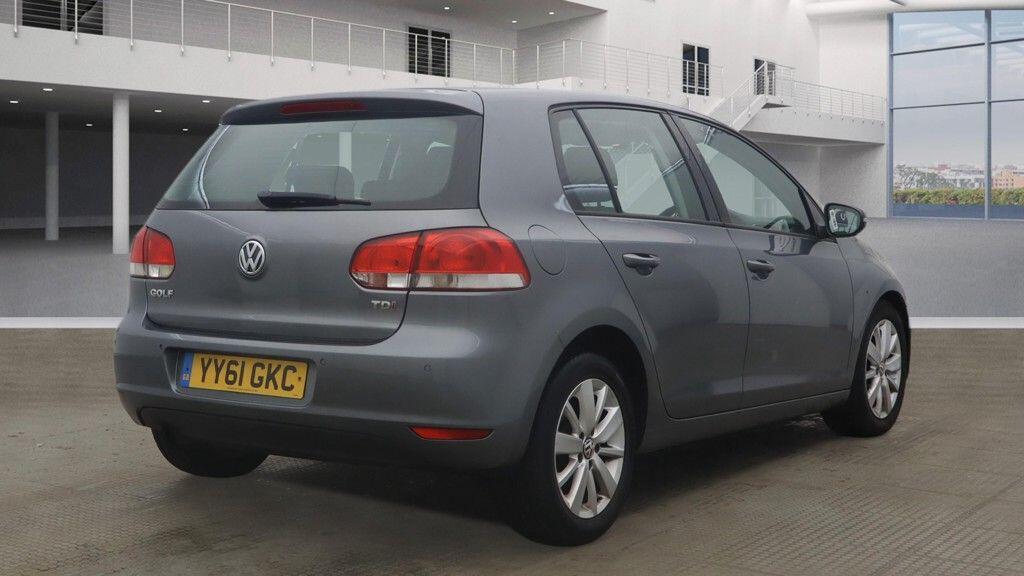 Used Volkswagen Golf 2011 for sale - 77331799: Photo 4