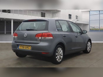 Used Volkswagen Golf 2011 for sale - 77331799: Photo