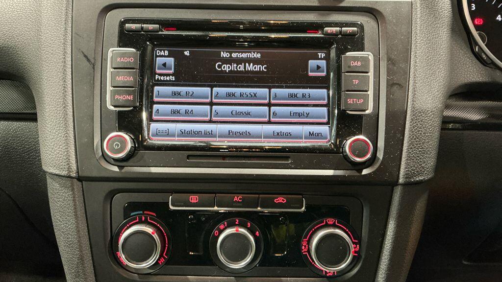 Used Volkswagen Golf 2011 for sale - 77331799: Photo 9