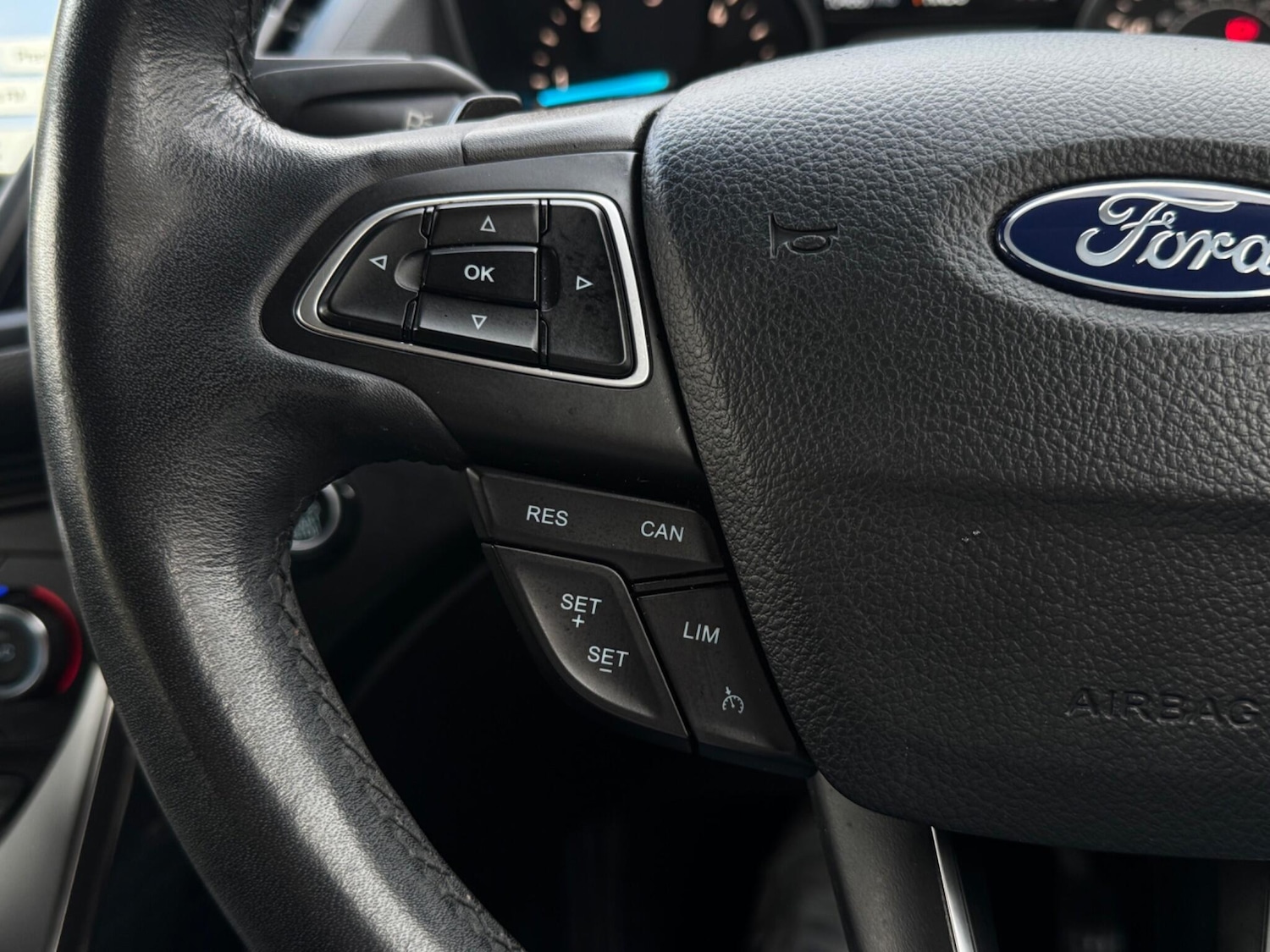 Used Ford Kuga 2018 for sale - 76935881: Photo 41