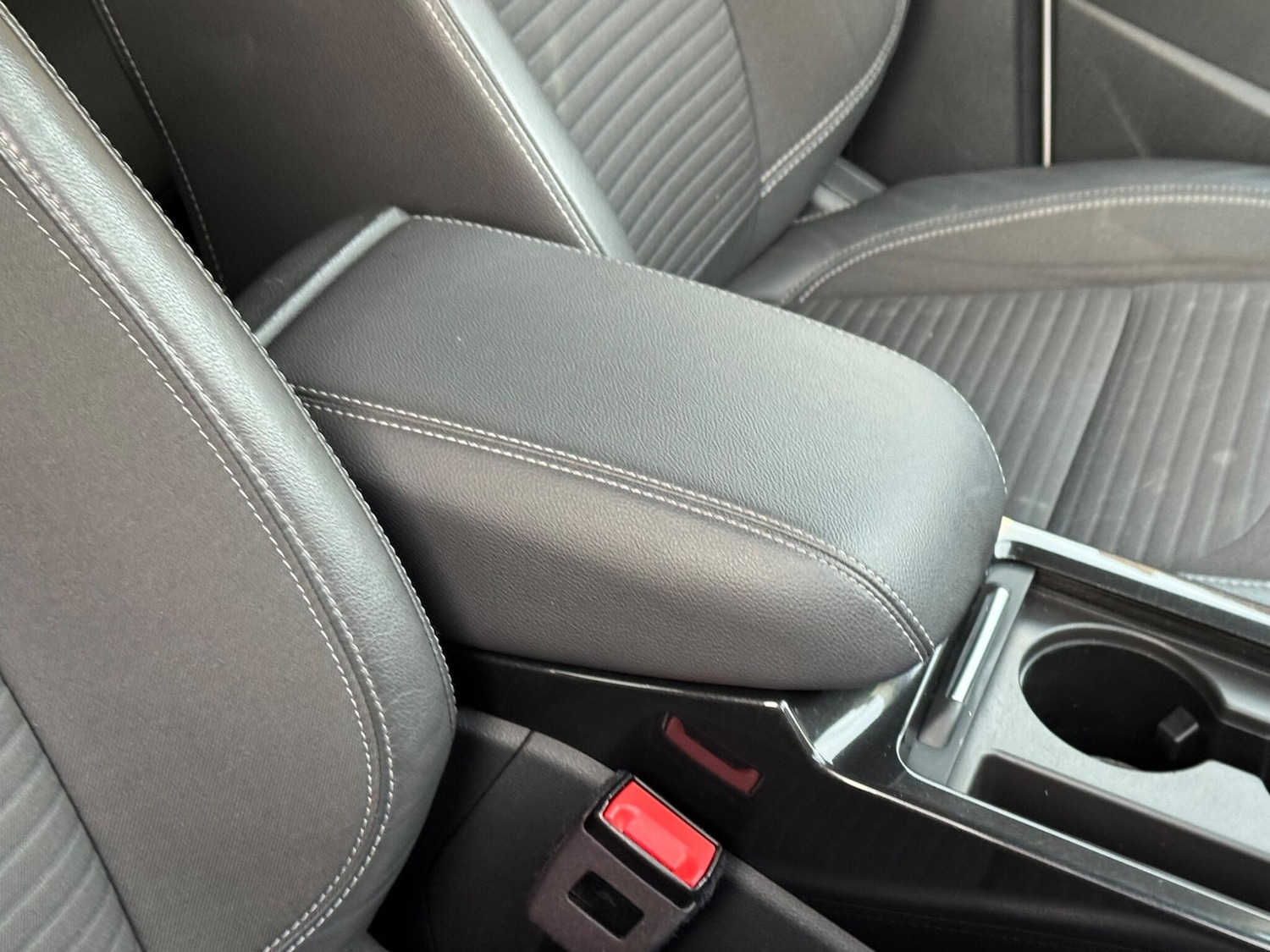 Used Ford Kuga 2018 for sale - 76935881: Photo 52