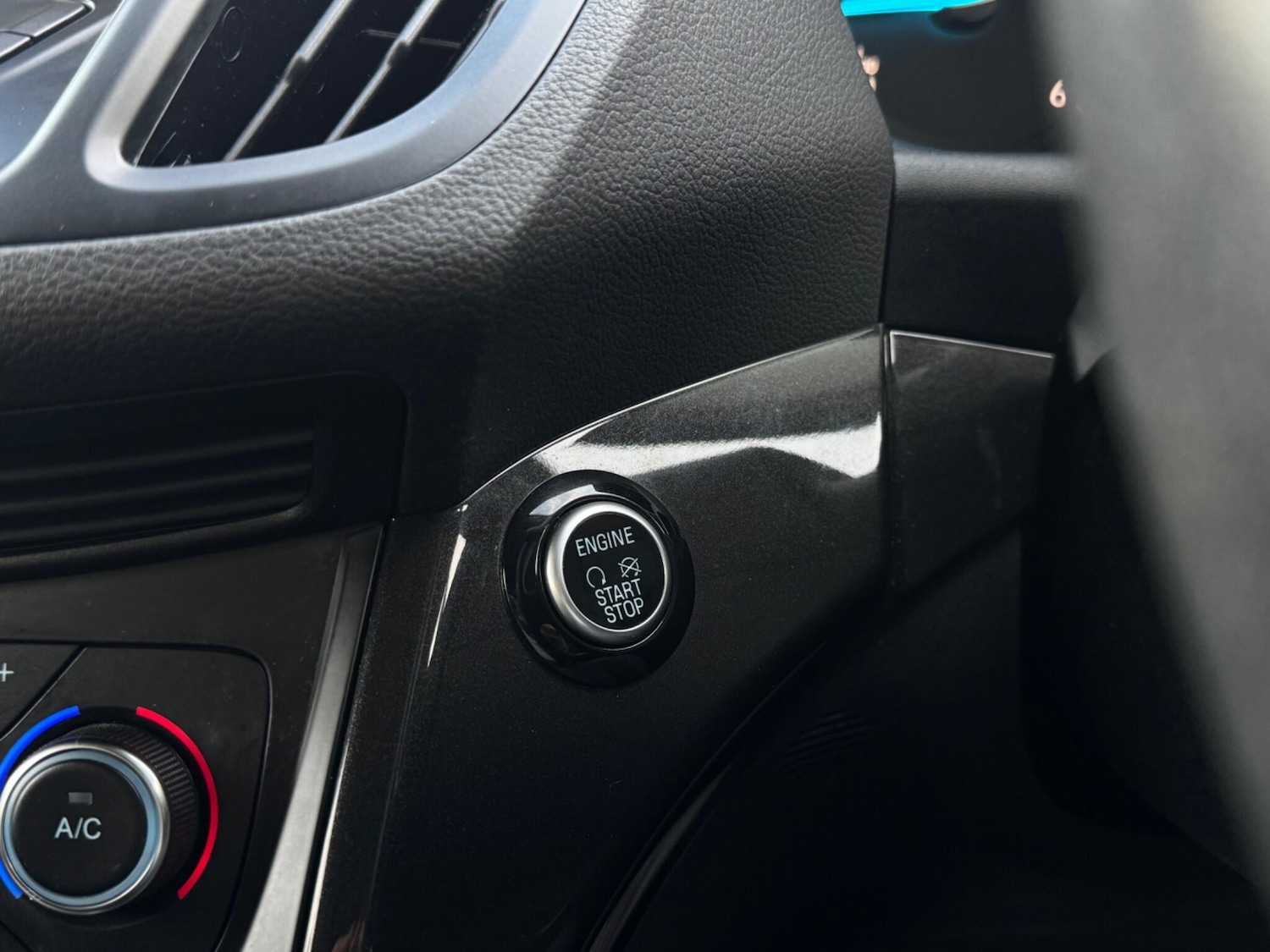 Used Ford Kuga 2018 for sale - 76935881: Photo 53