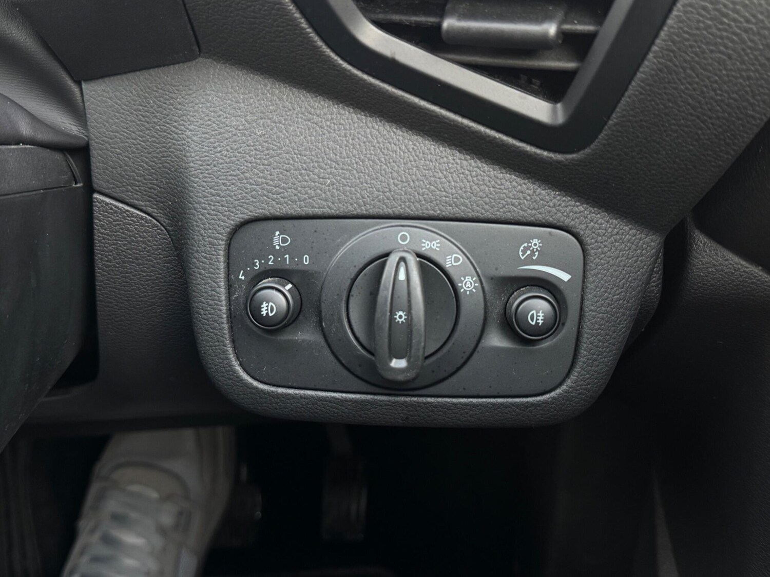 Used Ford Kuga 2018 for sale - 76935881: Photo 54