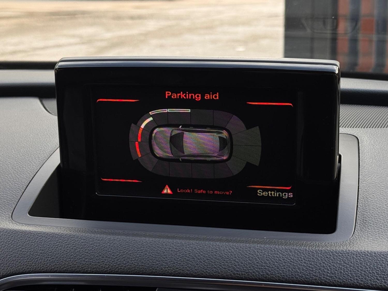 Used Audi Q3 2012 for sale - 76360067: Photo 47