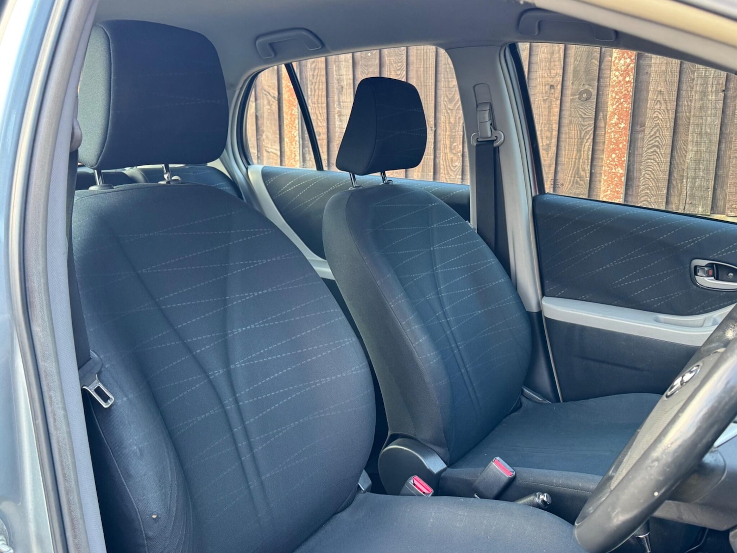 Used Toyota Yaris for sale - 78057988: Photo 15