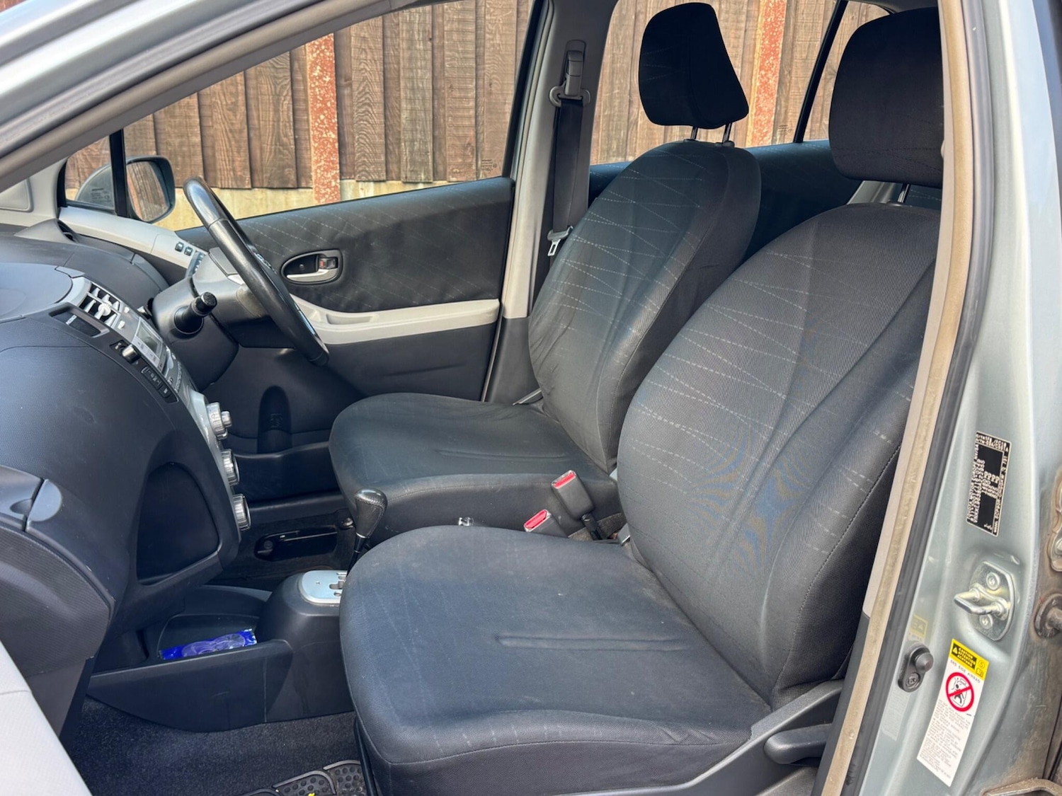 Used Toyota Yaris for sale - 78057988: Photo 27