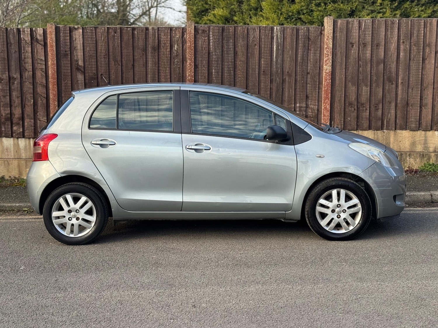 Used Toyota Yaris for sale - 78057988: Photo 8