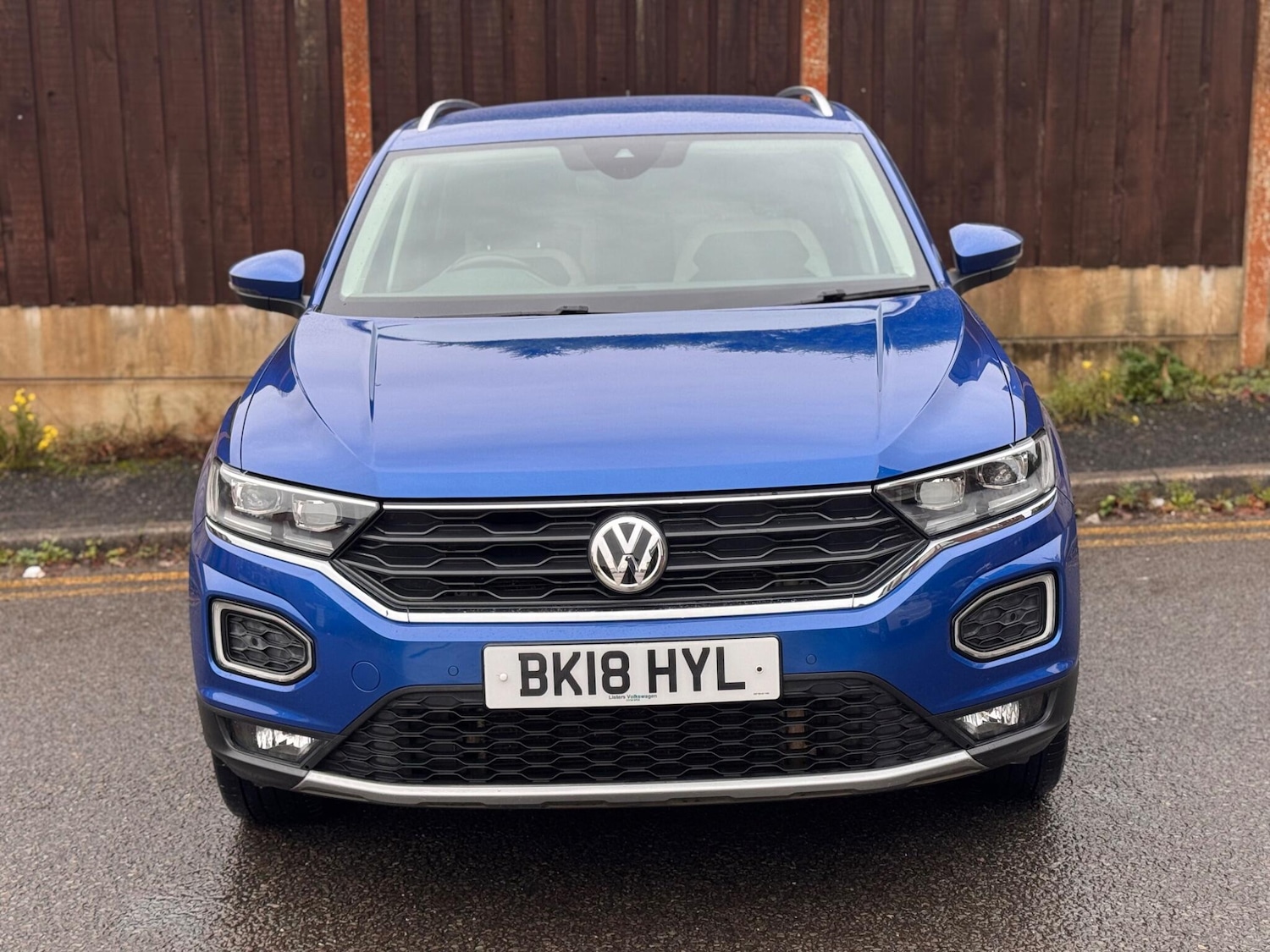 Used Volkswagen T-Roc 2018 for sale - 76996660: Photo 3