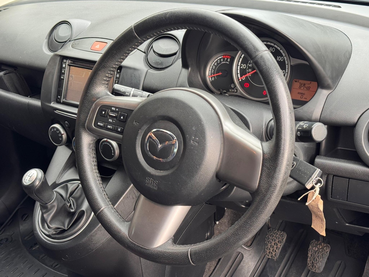 Used Mazda Mazda2 2012 for sale - 76072622: Photo 11