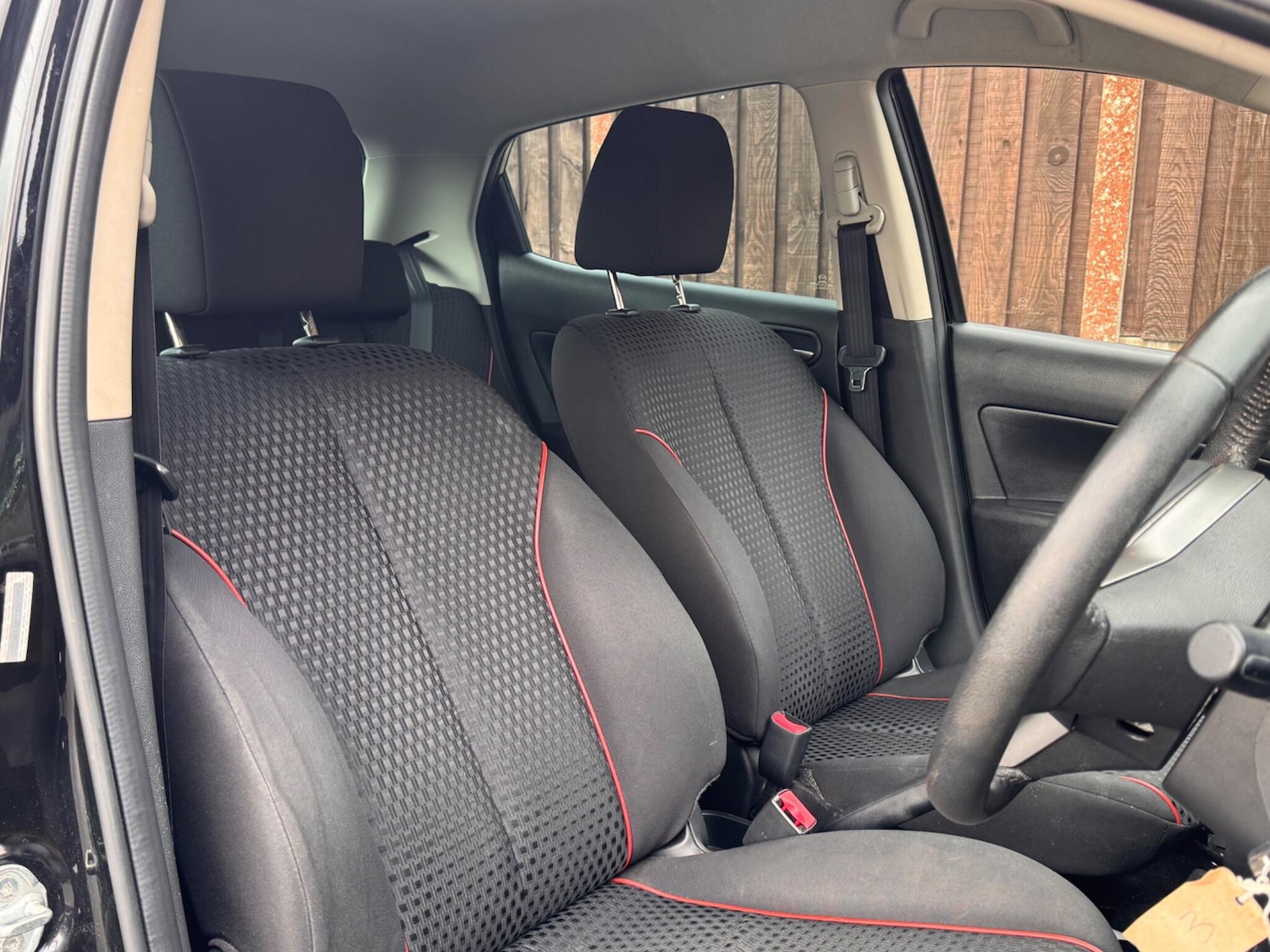 Used Mazda Mazda2 2012 for sale - 76072622: Photo 15
