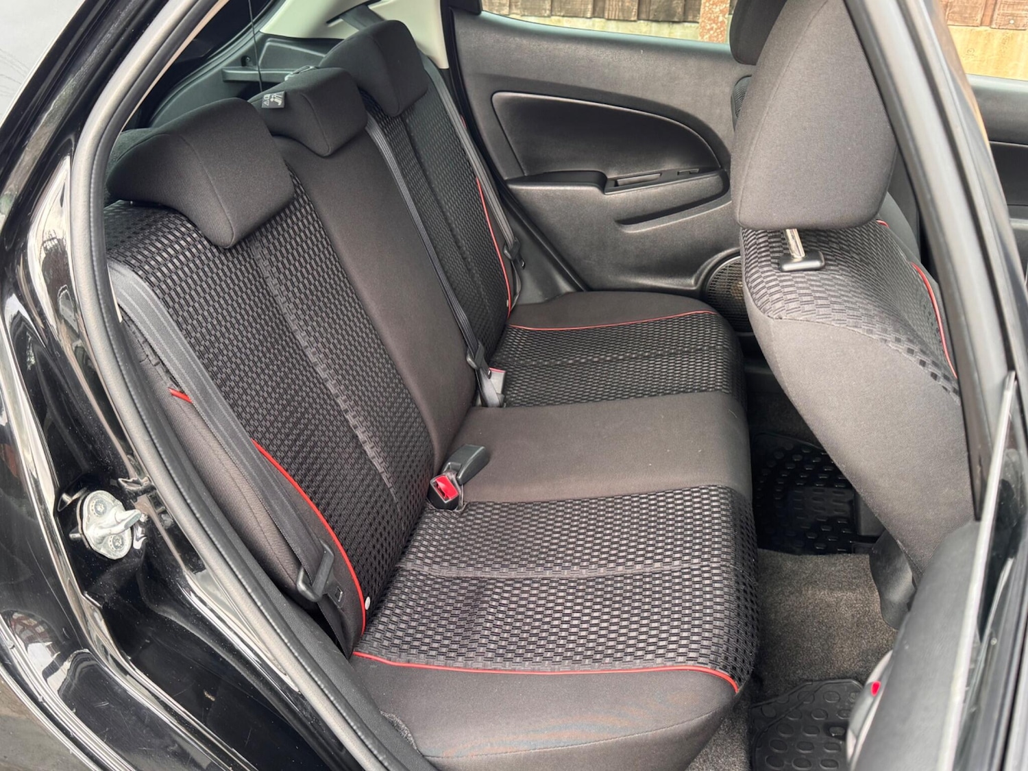 Used Mazda Mazda2 2012 for sale - 76072622: Photo 17