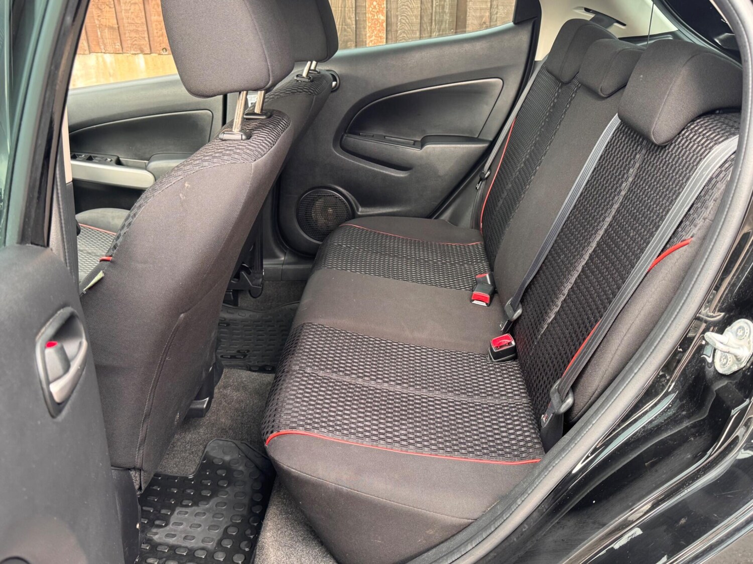 Used Mazda Mazda2 2012 for sale - 76072622: Photo 24