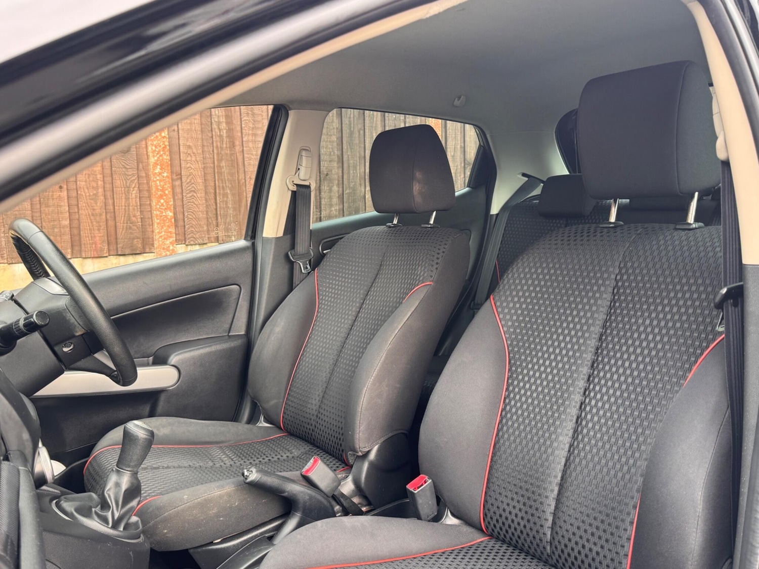 Used Mazda Mazda2 2012 for sale - 76072622: Photo 28