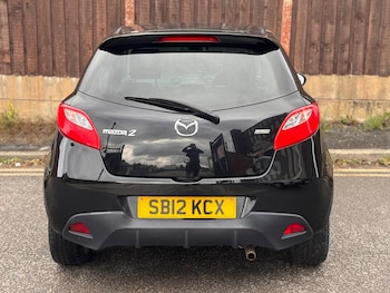 Used Mazda Mazda2 2012 for sale - 76072622: Photo 3