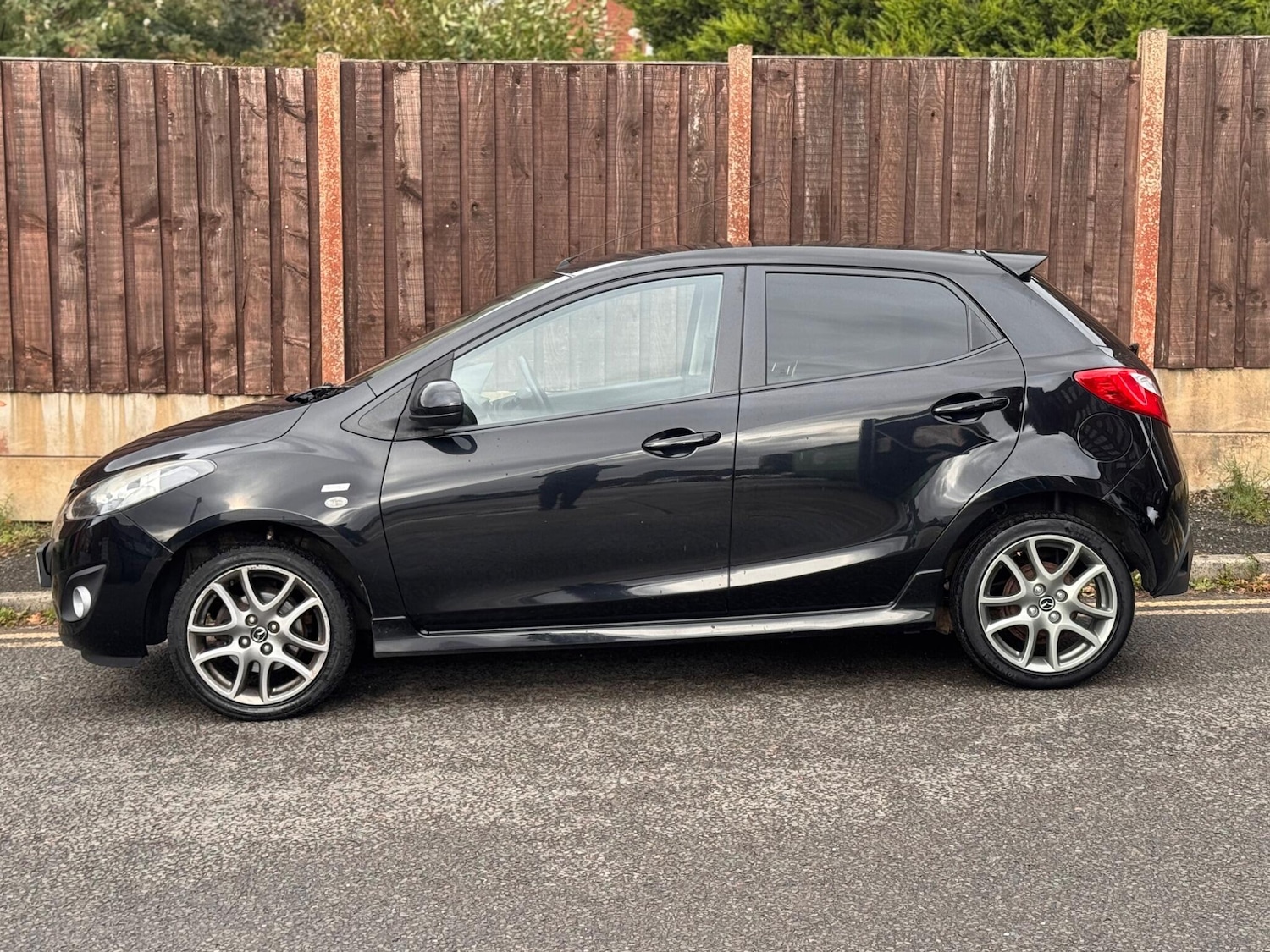 Used Mazda Mazda2 2012 for sale - 76072622: Photo 7