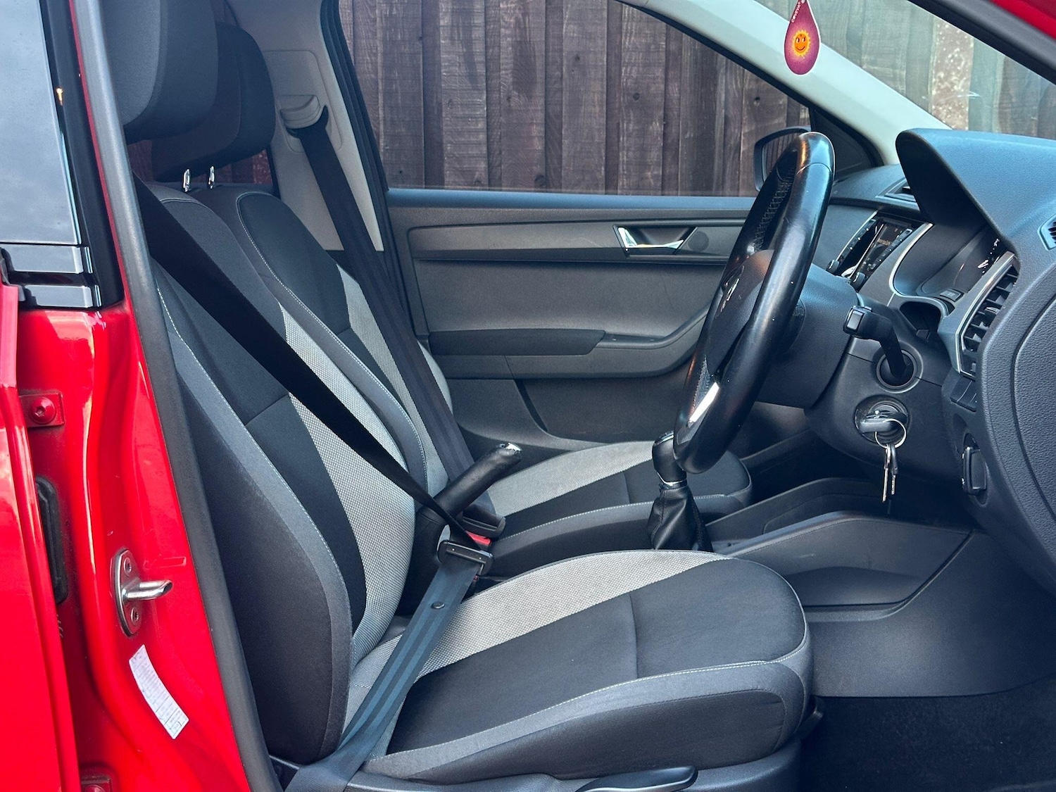 Used Skoda Fabia 2015 for sale - 76898690: Photo 23