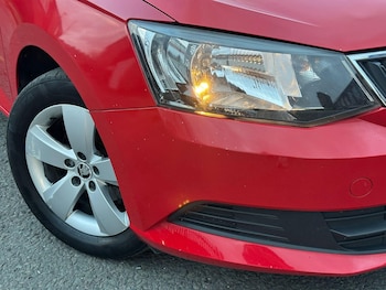 Used Skoda Fabia 2015 for sale - 76898690: Photo