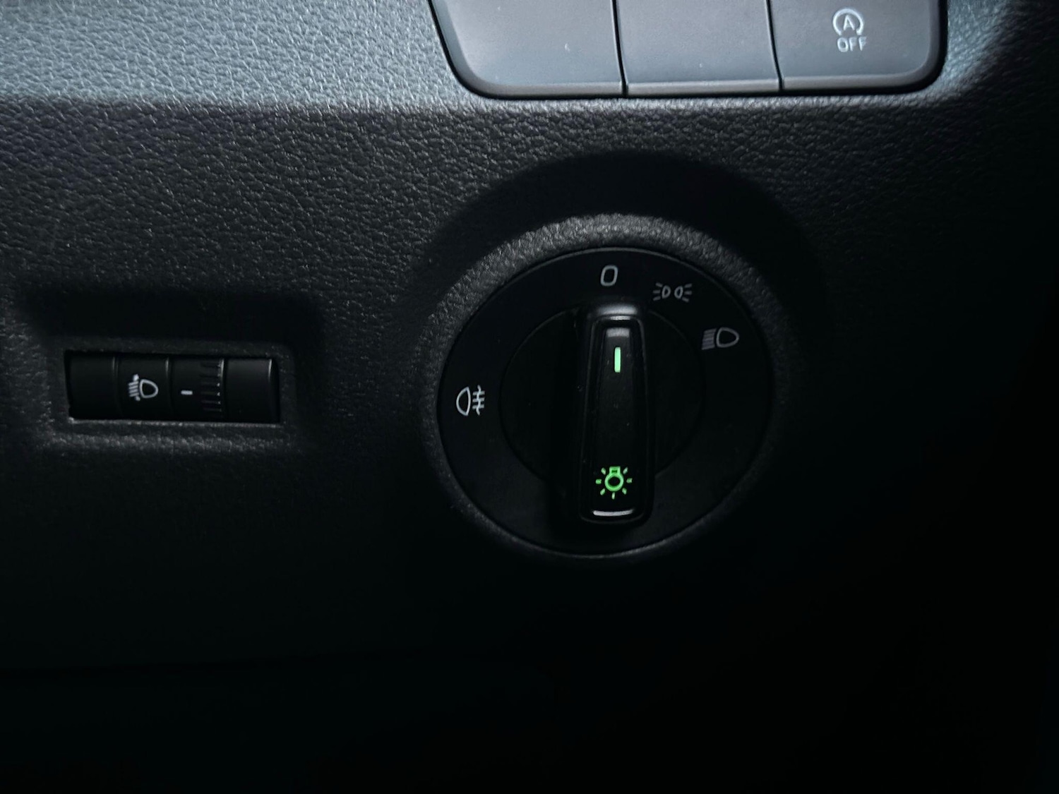 Used Skoda Fabia 2015 for sale - 76898690: Photo 56