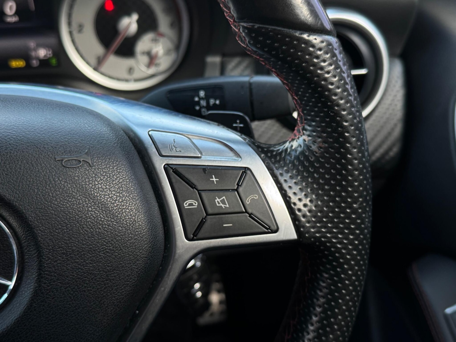 Used Mercedes-Benz A-Class 2014 for sale - 77893088: Photo 34