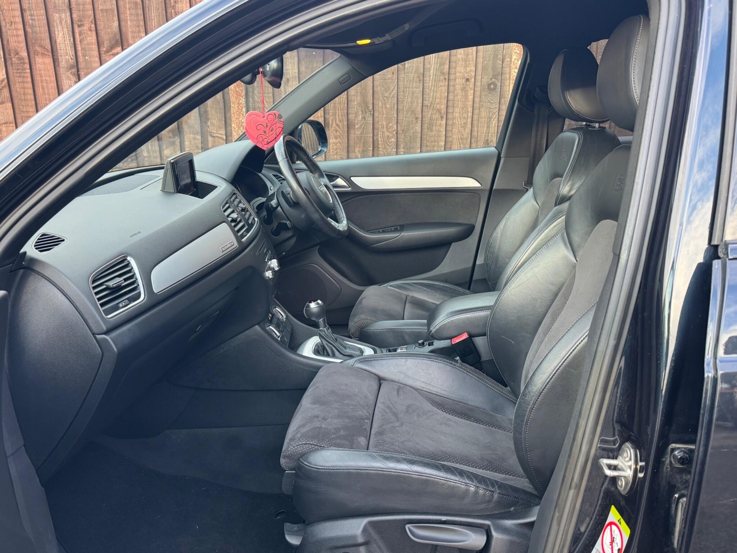 Used Audi Q3 2014 for sale - 77376550: Photo 26