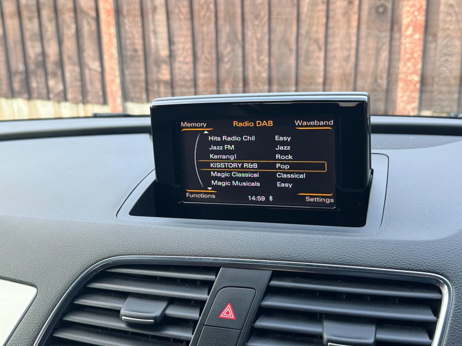 Used Audi Q3 2014 for sale - 77376550: Photo 42