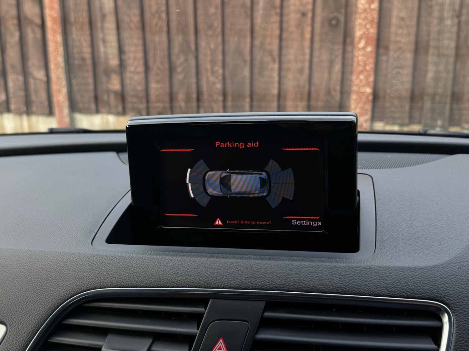 Used Audi Q3 2014 for sale - 77376550: Photo 46