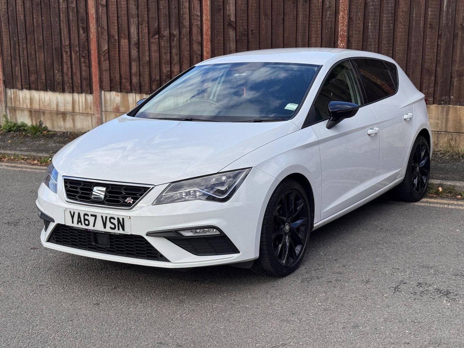 Used SEAT Leon 2018 for sale - 76989827: Photo 2