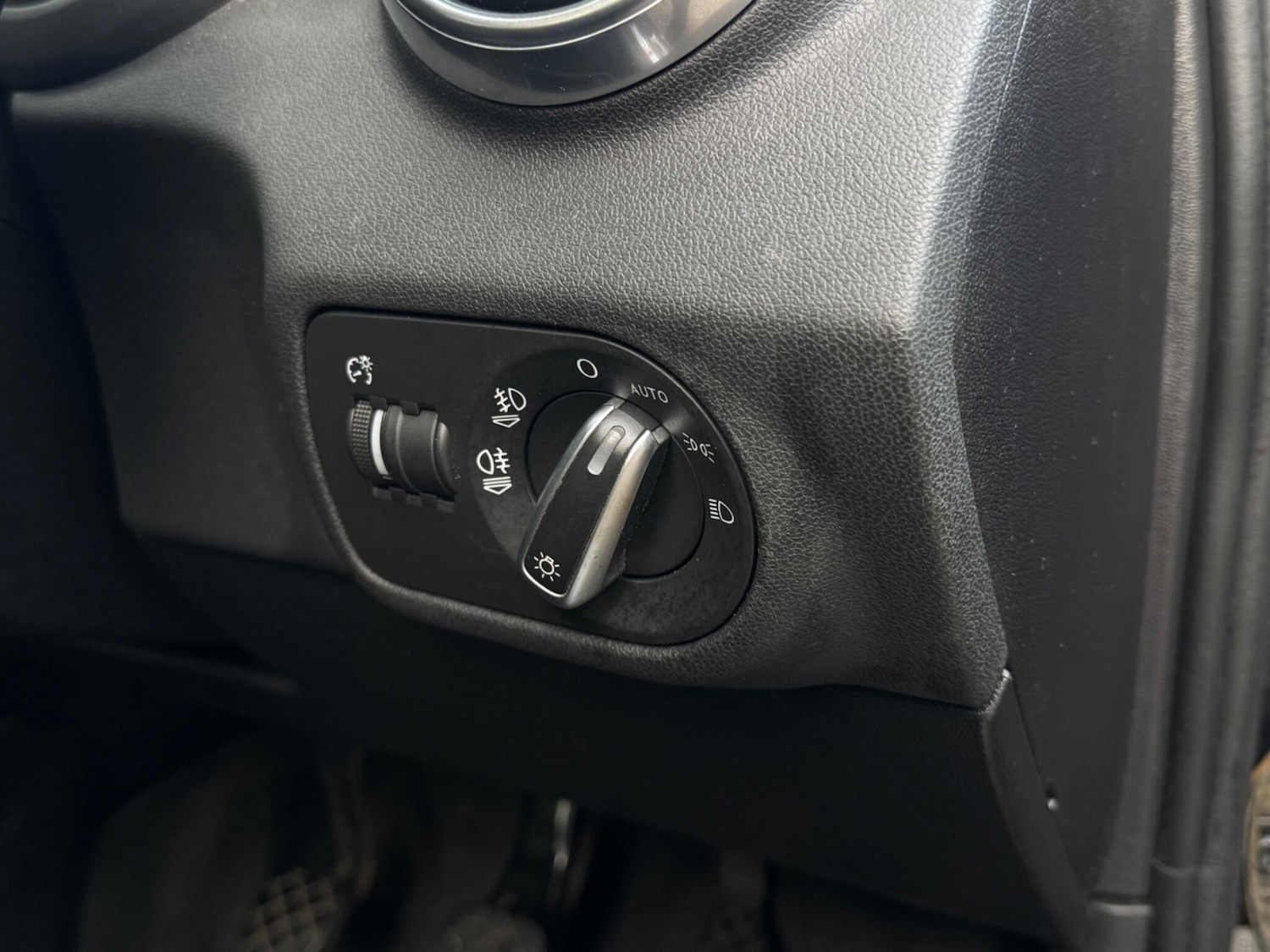 Used Audi A1 for sale - 76996782: Photo 48