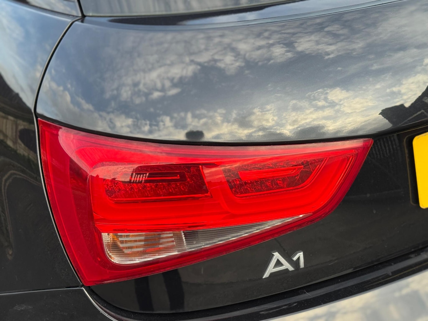 Used Audi A1 for sale - 76996782: Photo 55