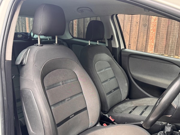 Used Fiat Punto Evo 2010 for sale - 75707657: Photo 14