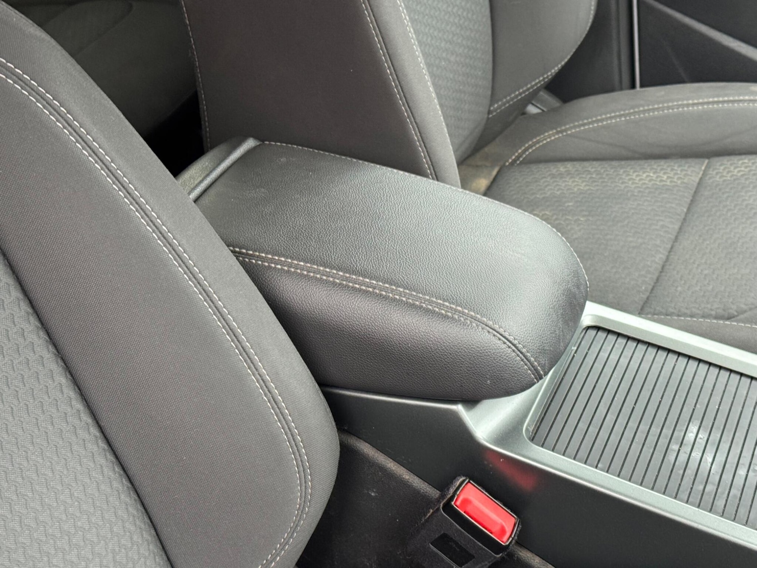 Used Ford Kuga 2017 for sale - 77439781: Photo 52