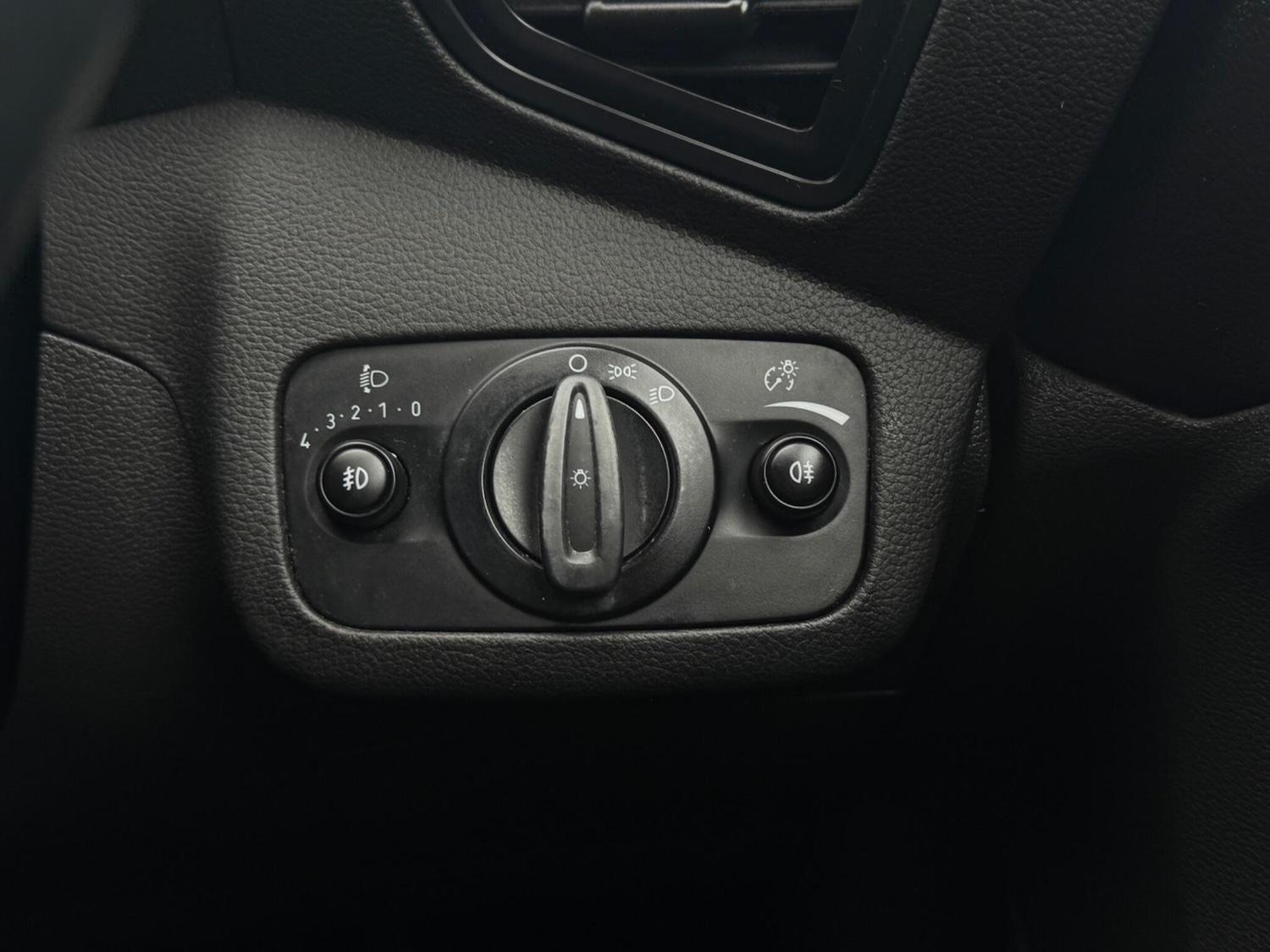 Used Ford Kuga 2017 for sale - 77439781: Photo 54